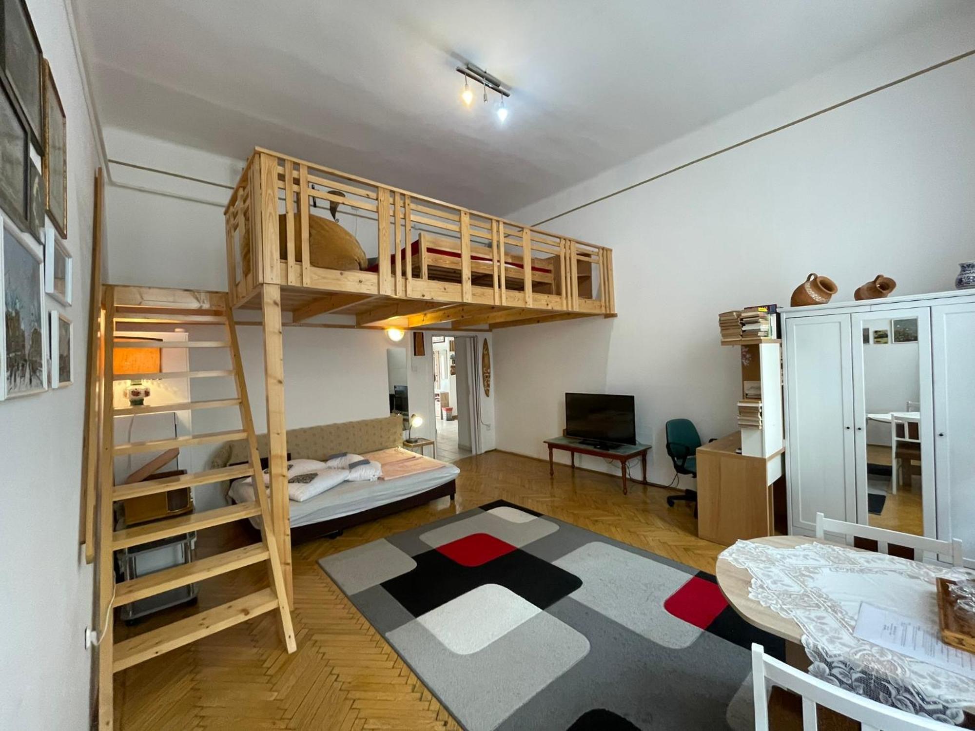 Andrassy Adventures Apartman Budapest Kültér fotó